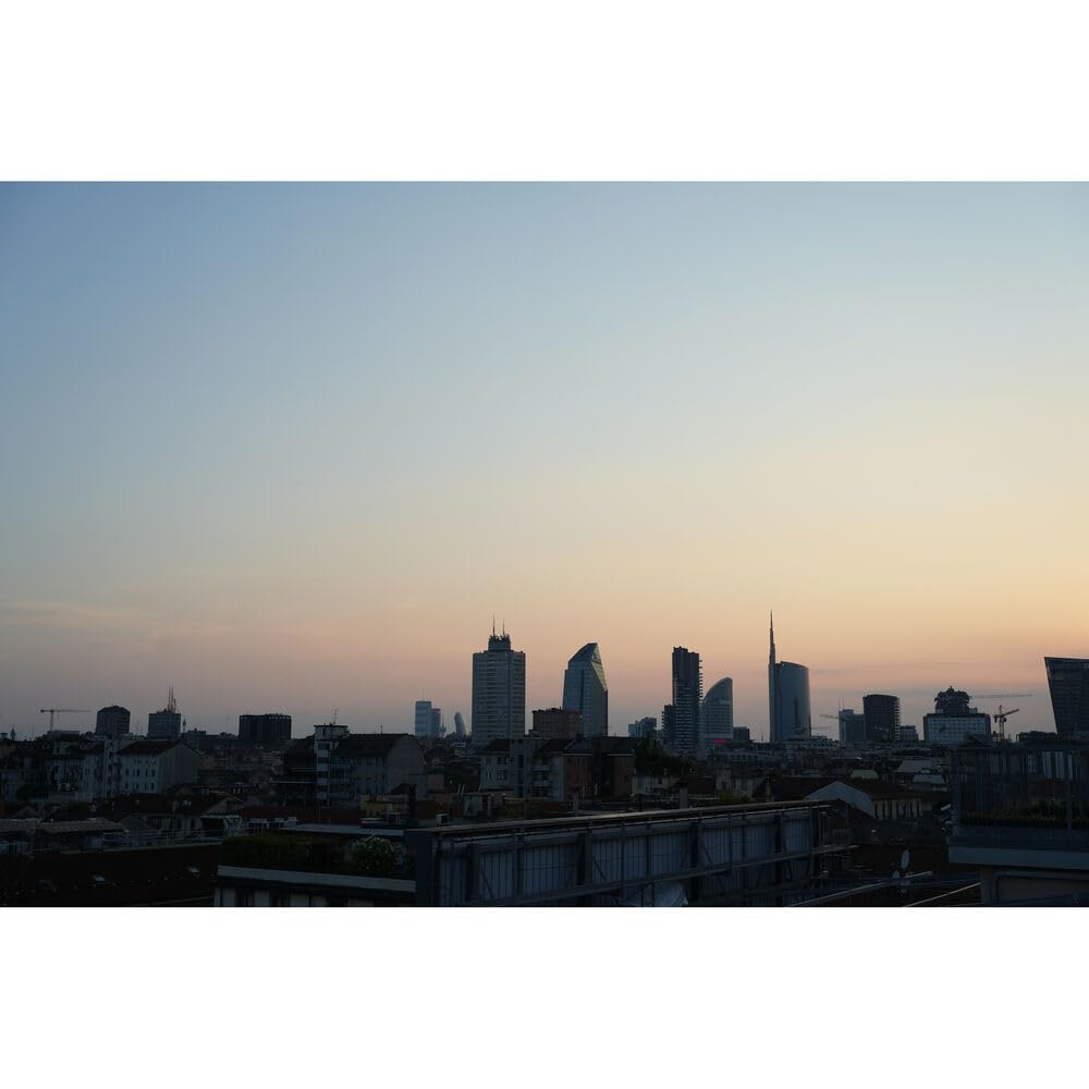 Sony Alpha 7C II Mirrorless Full-Frame Interchangeable Lens Camera (ILCE-7CM2/B) + 64GB SF-G Tough Card + Bag + Card Reader + Flex Tripod + Cleaning Kit